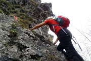 Monte Zucco (Direttissima / Sentiero Panoramico) da San Pellegrino Terme il 22 aprile 2016  - FOTOGALLERY